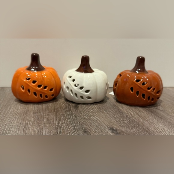 Hobby Lobby Other - Cute Light Up Cutout Ceramic Pumpkins- Set of 3- NWT